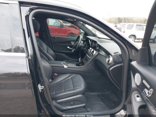 44837735 :رقم المزاد ، W1N0G8EB4LF864337 vin ، 2020 Mercedes-benz Glc 300 4matic مزاد بيع