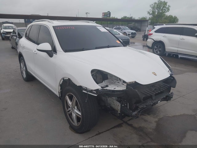 44837778 :رقم المزاد ، WP1AA2A2XCLA08413 vin ، 2012 Porsche Cayenne مزاد بيع