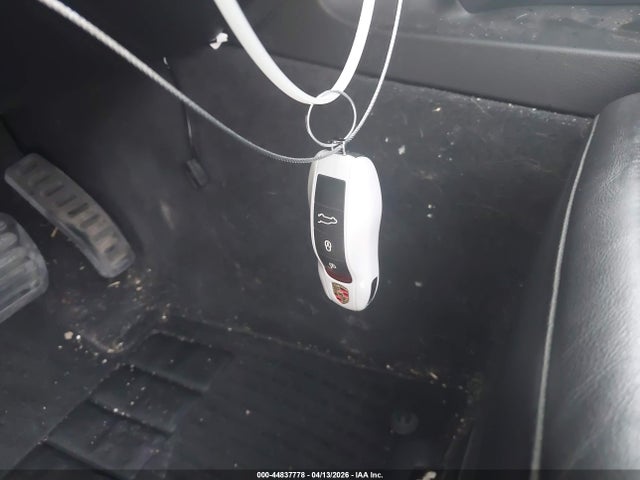 44837778 :رقم المزاد ، WP1AA2A2XCLA08413 vin ، 2012 Porsche Cayenne مزاد بيع