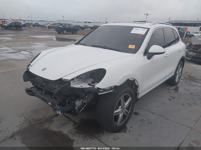 44837778 :رقم المزاد ، WP1AA2A2XCLA08413 vin ، 2012 Porsche Cayenne مزاد بيع