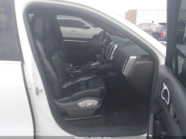 44837778 :رقم المزاد ، WP1AA2A2XCLA08413 vin ، 2012 Porsche Cayenne مزاد بيع