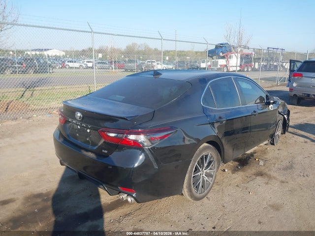 44837787 :رقم المزاد ، 4T1G11AK0RU870396 vin ، 2024 Toyota Camry Se مزاد بيع