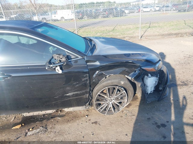 44837787 :رقم المزاد ، 4T1G11AK0RU870396 vin ، 2024 Toyota Camry Se مزاد بيع