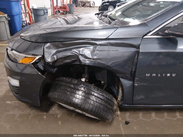 Chevrolet MALIBU LT 2019 1G1ZD5ST8KF145408 Image 22