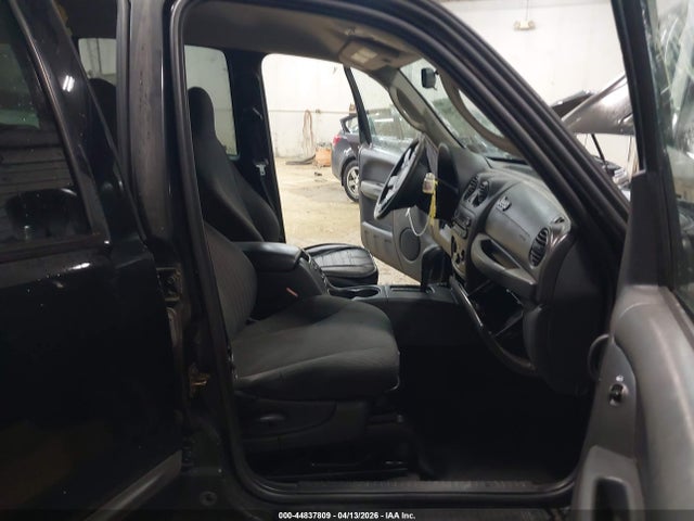 2004 JEEP LIBERTY 1J4GL48K14W239993 Photo 4
