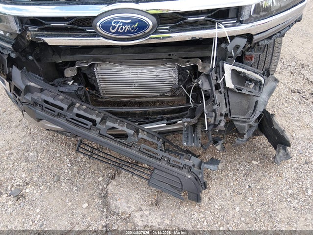 1FMJU1KT8NEA61947 Ford Expedition Limited