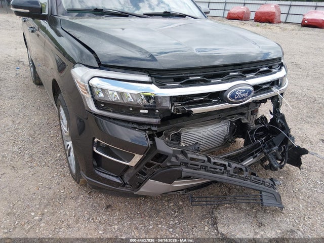 1FMJU1KT8NEA61947 Ford Expedition Limited
