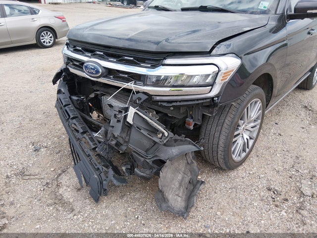 1FMJU1KT8NEA61947 Ford Expedition Limited