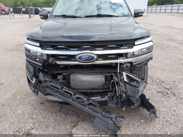 1FMJU1KT8NEA61947 Ford Expedition Limited