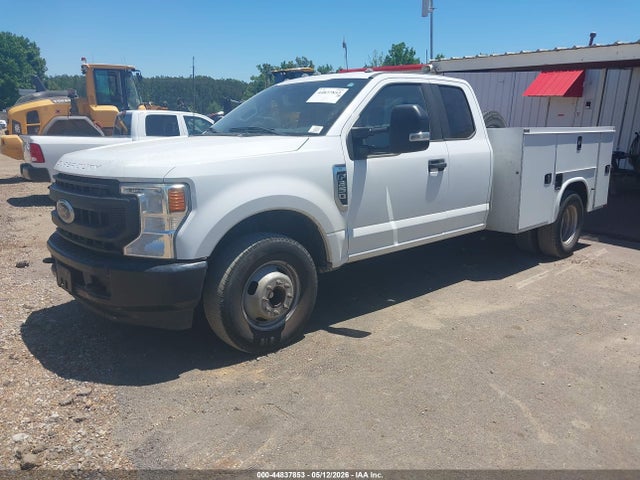 1FT8X3CN3NEE23205 Ford F-350 Xl