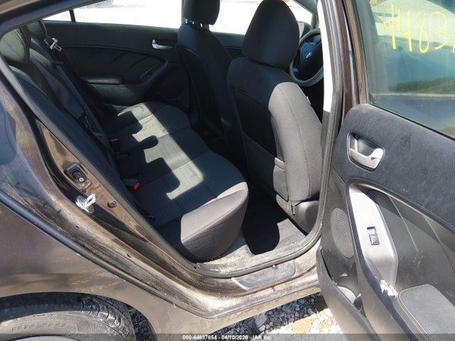 44837854 :رقم المزاد ، 3KPFL4A74HE147770 vin ، 2017 Kia Forte Lx مزاد بيع