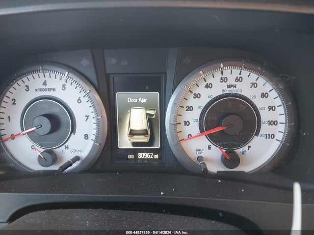 44837859 :رقم المزاد ، 5TDEZ3DCXKS214463 vin ، 2019 Toyota Sienna Se 7 Passenger مزاد بيع