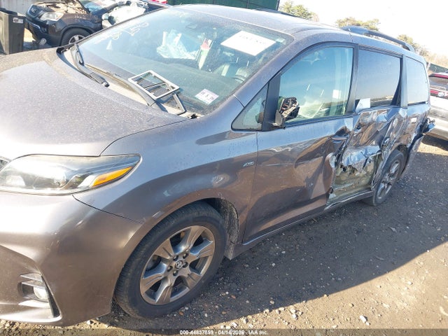 44837859 :رقم المزاد ، 5TDEZ3DCXKS214463 vin ، 2019 Toyota Sienna Se 7 Passenger مزاد بيع