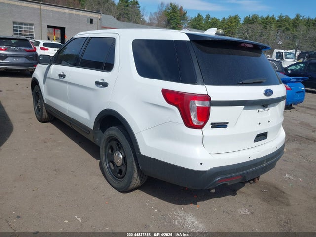 Ford Utility Police Interceptor 2016 1FM5K8AR1GGB13173 Image 3