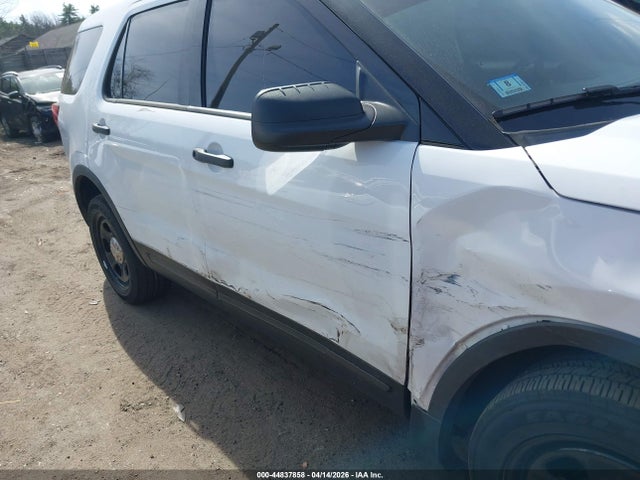 Ford Utility Police Interceptor 2016 1FM5K8AR1GGB13173 Image 6
