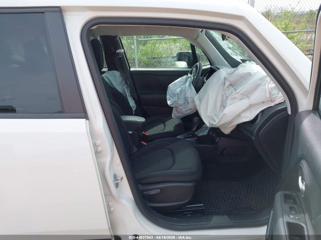 44837943 :رقم المزاد ، ZACNJDE11PPP32652 vin ، 2023 Jeep Renegade Altitude 4x4 مزاد بيع