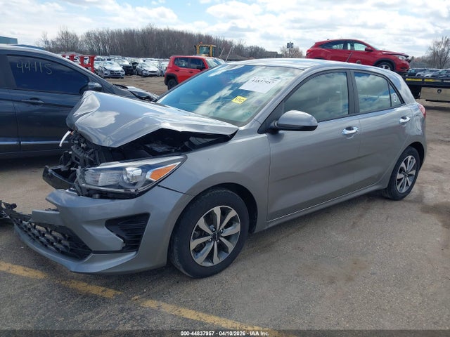 3KPA25AD9NE506275 KIA Rio 5-door S
