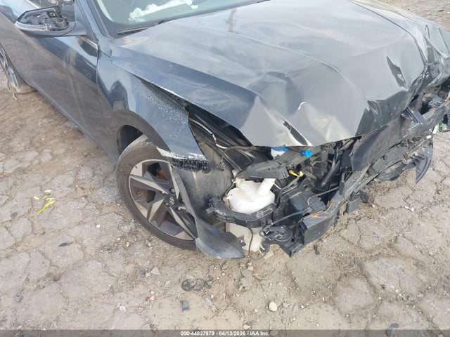 2022 Hyundai Elantra Sel მანქანა იყიდება აუქციონზე, vin: 5NPLN4AG2NH059398, აუქციონის ნომერი: 44837979