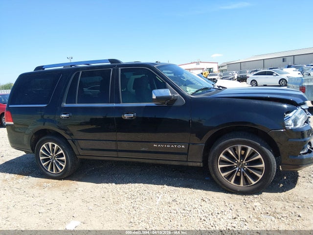 Auction sale of the 2017 Lincoln Navigator Select, vin: 5LMJJ2HT5HEL10647, lot number: 44837994