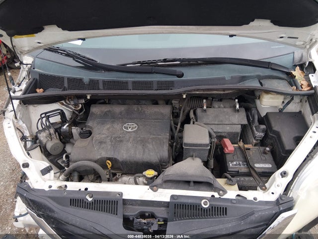 Aukcja sprzedaży 2011 Toyota Sienna Le V6, vin: 5TDKK3DC8BS040321, numer aukcji: 44838035