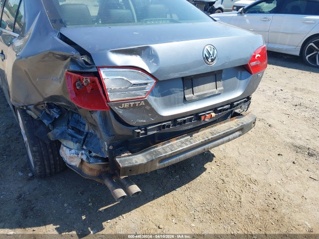Продажа на аукционе авто 2013 Volkswagen Jetta 2.0l Tdi, vin: 3VWLL7AJ4DM359193, номер лота: 44838036