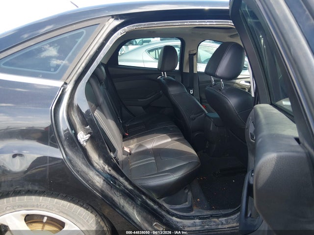2014 Ford Focus Titanium მანქანა იყიდება აუქციონზე, vin: 1FADP3J2XEL406264, აუქციონის ნომერი: 44838050