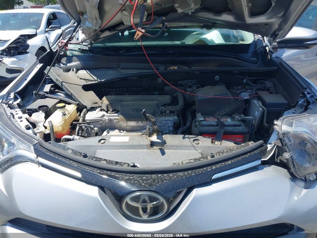 Продаж на аукціоні авто 2018 Toyota Rav4 Xle, vin: 2T3WFREV1JW501154, номер лоту: 44838068