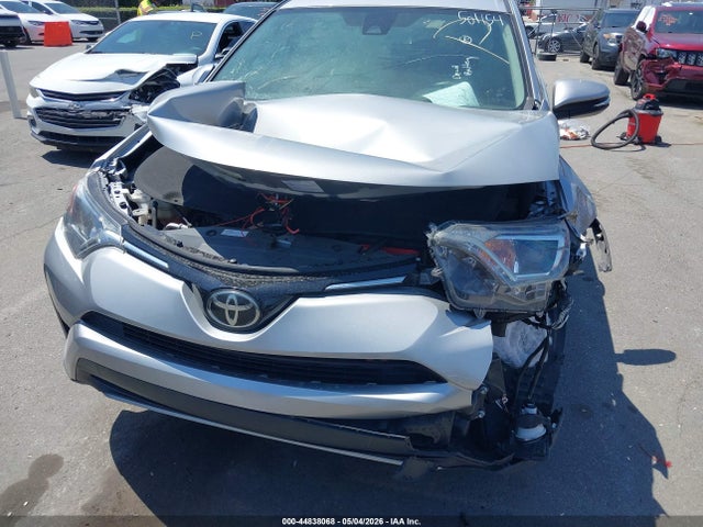 Продаж на аукціоні авто 2018 Toyota Rav4 Xle, vin: 2T3WFREV1JW501154, номер лоту: 44838068