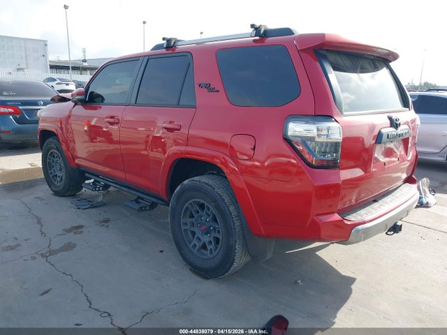 2018 Toyota 4runner Trd Off Road Premium მანქანა იყიდება აუქციონზე, vin: JTEBU5JR2J5601899, აუქციონის ნომერი: 44838079