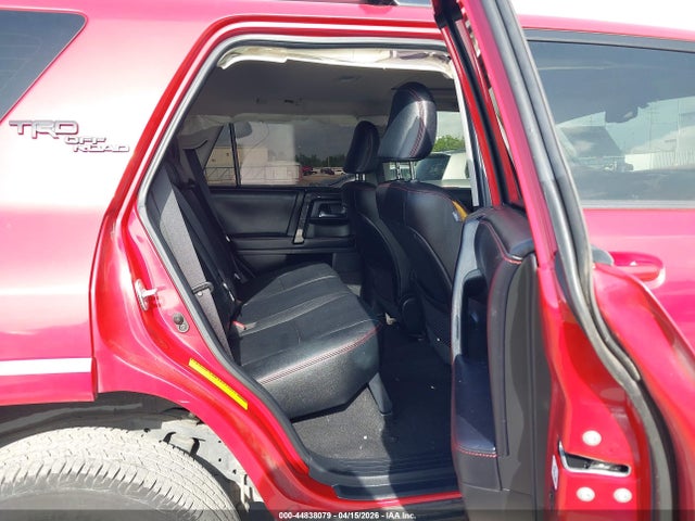 2018 Toyota 4runner Trd Off Road Premium მანქანა იყიდება აუქციონზე, vin: JTEBU5JR2J5601899, აუქციონის ნომერი: 44838079