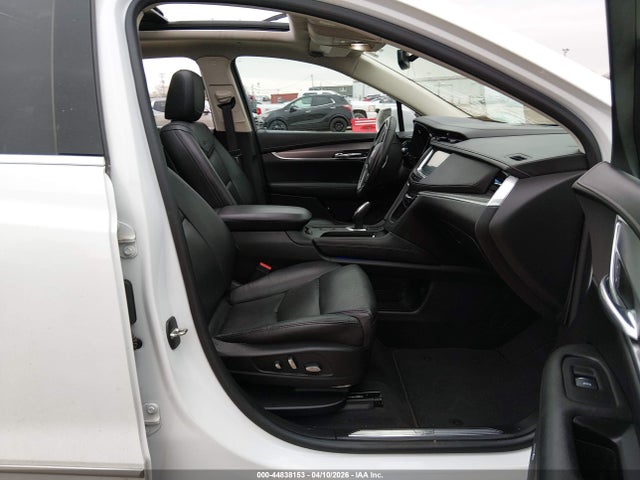 Продажа на аукционе авто 2017 Cadillac Xt5 Luxury, vin: 1GYKNBRS9HZ102148, номер лота: 44838153