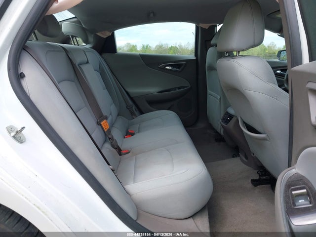 Продаж на аукціоні авто 2018 Chevrolet Malibu Lt, vin: 1G1ZD5ST2JF144432, номер лоту: 44838154