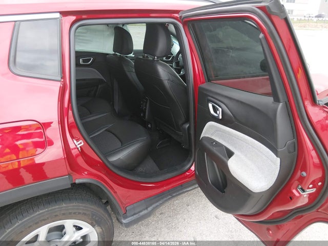 2025 Jeep Compass Latitude 4x4 მანქანა იყიდება აუქციონზე, vin: 3C4NJDBN8ST610236, აუქციონის ნომერი: 44838165