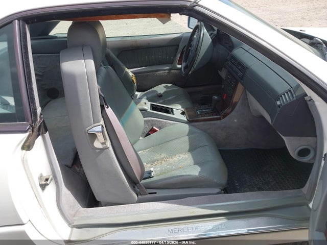 Продаж на аукціоні авто 1994 Mercedes-benz Sl 320, vin: WDBFA63E4RF102976, номер лоту: 44838177