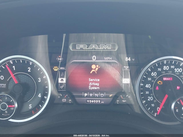 44838190 :رقم المزاد ، 1C6SRFFM3MN572790 vin ، 2021 Ram 1500 Big Horn  4x4 5'7 Box مزاد بيع