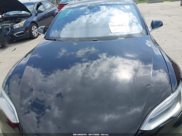2016 Tesla Model S მანქანა იყიდება აუქციონზე, vin: 5YJSA1E22GF159376, აუქციონის ნომერი: 44838191