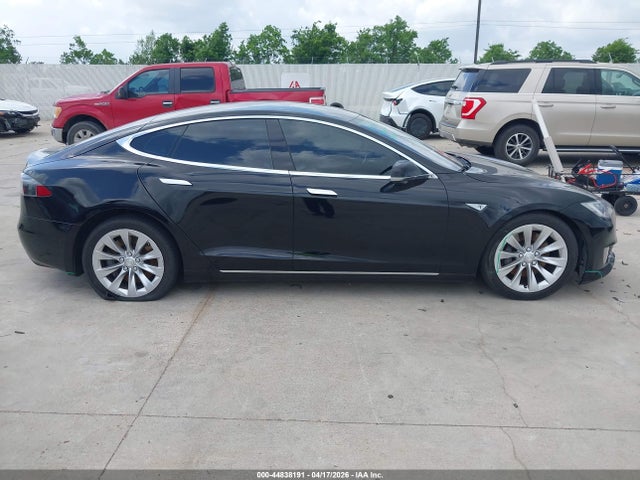 2016 Tesla Model S მანქანა იყიდება აუქციონზე, vin: 5YJSA1E22GF159376, აუქციონის ნომერი: 44838191