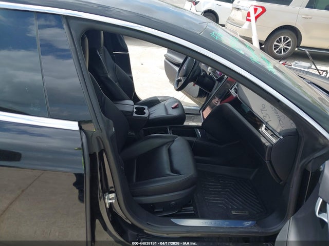 2016 Tesla Model S მანქანა იყიდება აუქციონზე, vin: 5YJSA1E22GF159376, აუქციონის ნომერი: 44838191