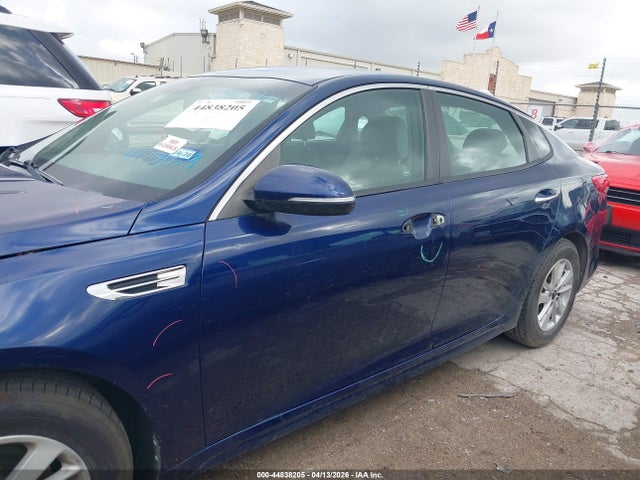 Продажа на аукционе авто 2018 Kia Optima Lx, vin: 5XXGT4L31JG234733, номер лота: 44838205