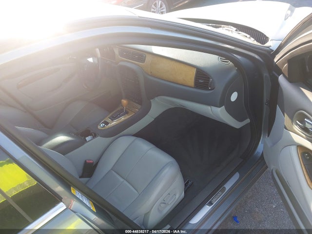 Продажа на аукционе авто 2006 Jaguar S-type 4.2l V8, vin: SAJWA01B56HN52743, номер лота: 44838217