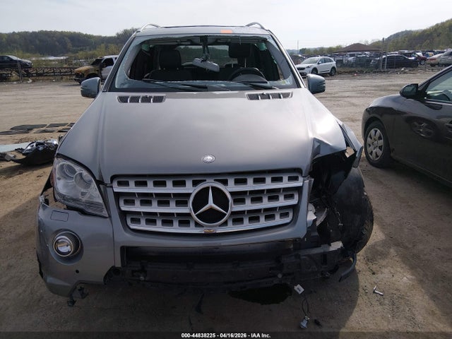 44838225 :رقم المزاد ، 4JGBB7CBXBA727499 vin ، 2011 Mercedes-benz Ml 550 4matic مزاد بيع