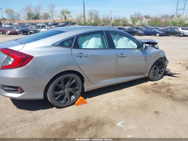 Honda Civic Lx 2018 2HGFC2F50JH544657 Image 4