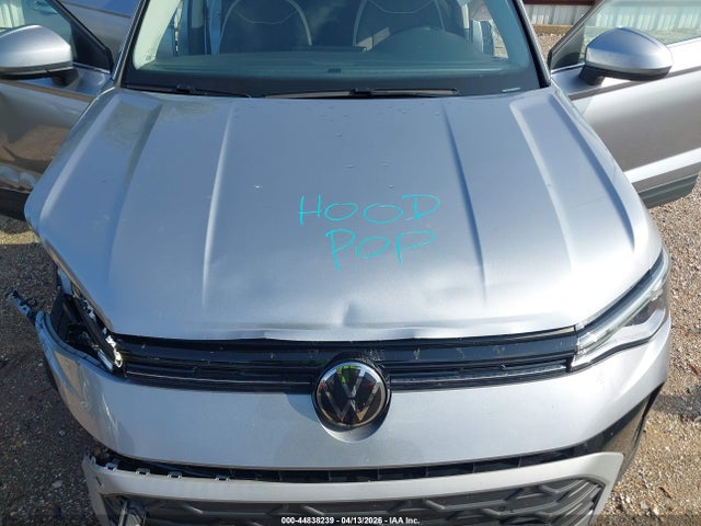 2025 Volkswagen Taos 1.5t Se მანქანა იყიდება აუქციონზე, vin: 3VVSC7B27SM008735, აუქციონის ნომერი: 44838239