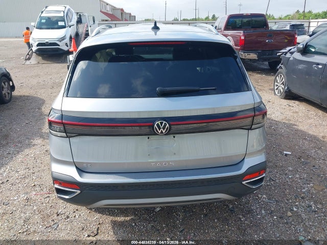 2025 Volkswagen Taos 1.5t Se მანქანა იყიდება აუქციონზე, vin: 3VVSC7B27SM008735, აუქციონის ნომერი: 44838239