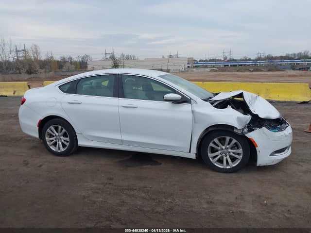 Aukcja sprzedaży 2015 Chrysler 200 Limited, vin: 1C3CCCABXFN505422, numer aukcji: 44838240