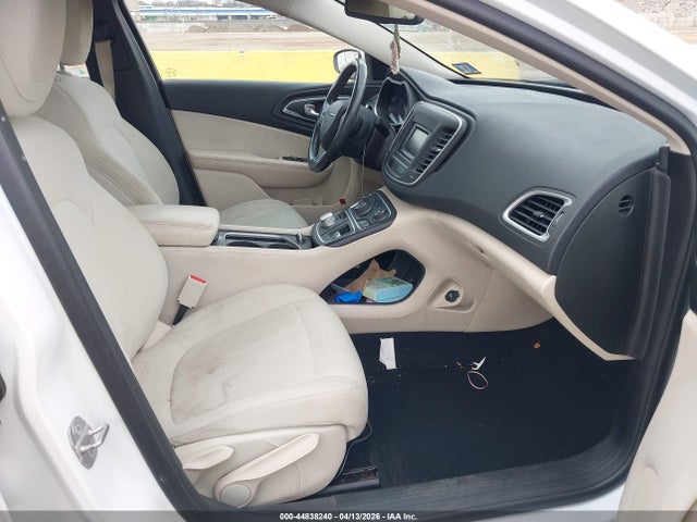 Aukcja sprzedaży 2015 Chrysler 200 Limited, vin: 1C3CCCABXFN505422, numer aukcji: 44838240
