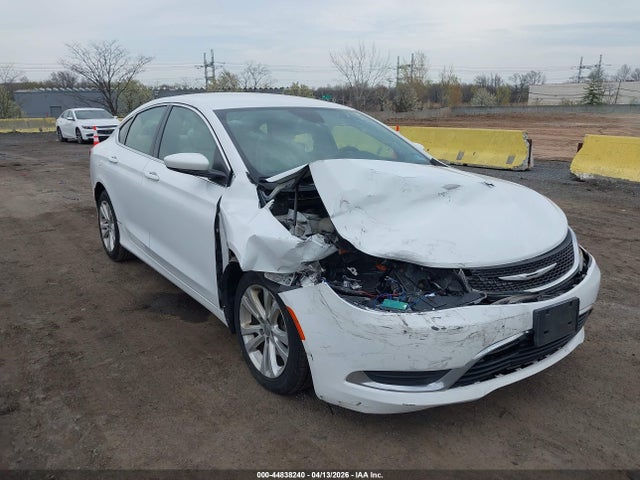 Aukcja sprzedaży 2015 Chrysler 200 Limited, vin: 1C3CCCABXFN505422, numer aukcji: 44838240