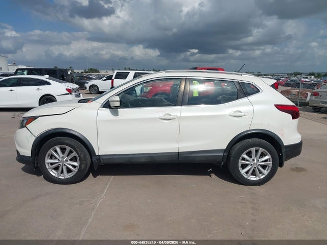 Продаж на аукціоні авто 2017 Nissan Rogue Sport Sv, vin: JN1BJ1CP0HW023987, номер лоту: 44838249