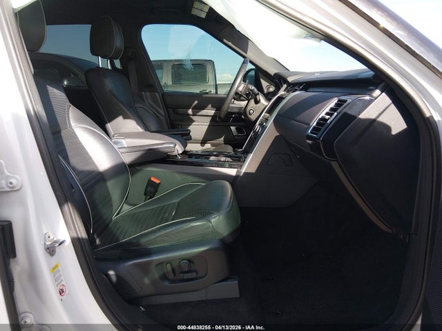 Продажа на аукционе авто 2017 Land Rover Discovery Hse, vin: SALRRBBV1HA045240, номер лота: 44838255