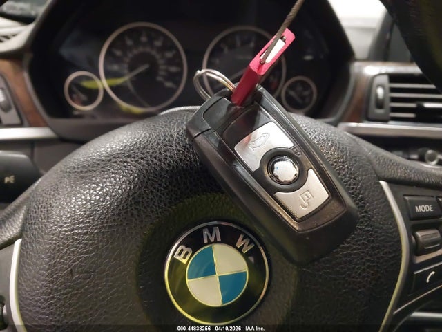 Продажа на аукционе авто 2015 Bmw 328i Xdrive, vin: WBA3B5C56FF960860, номер лота: 44838256